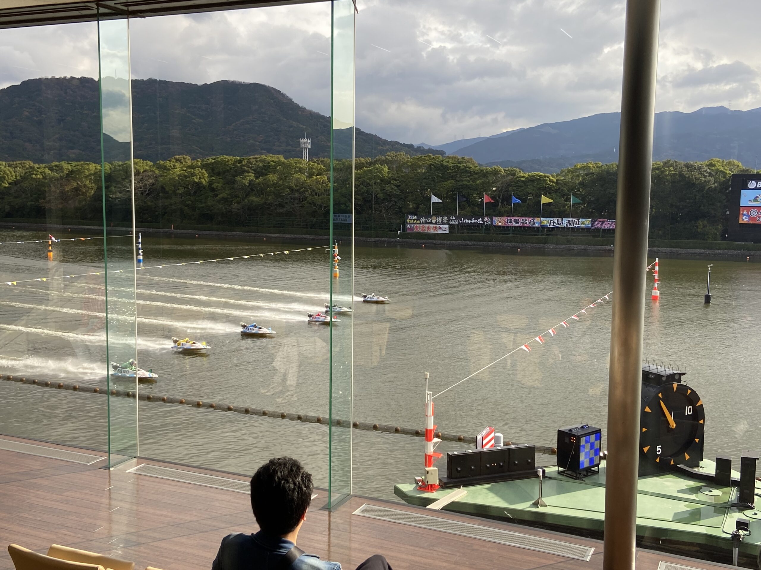 boat racing in karatsu city